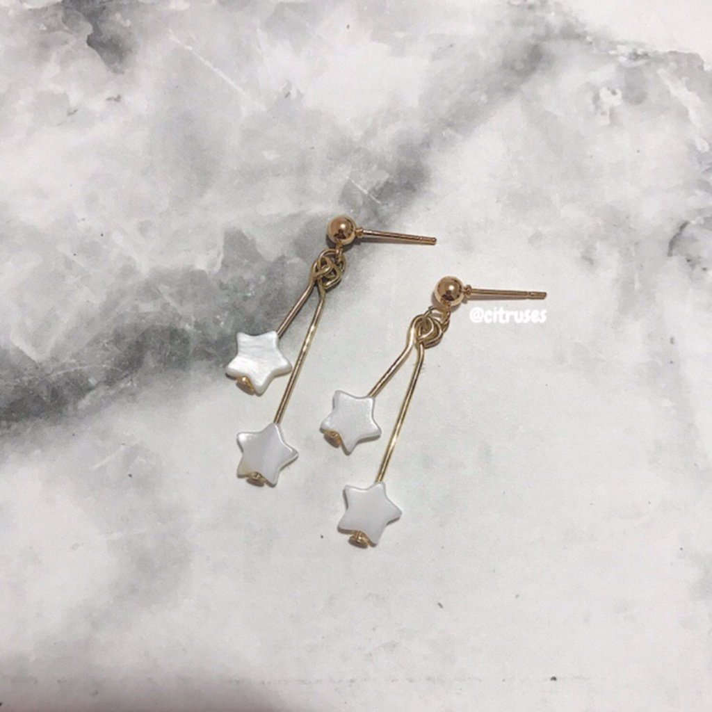 Brand New Dangling Star Earrings